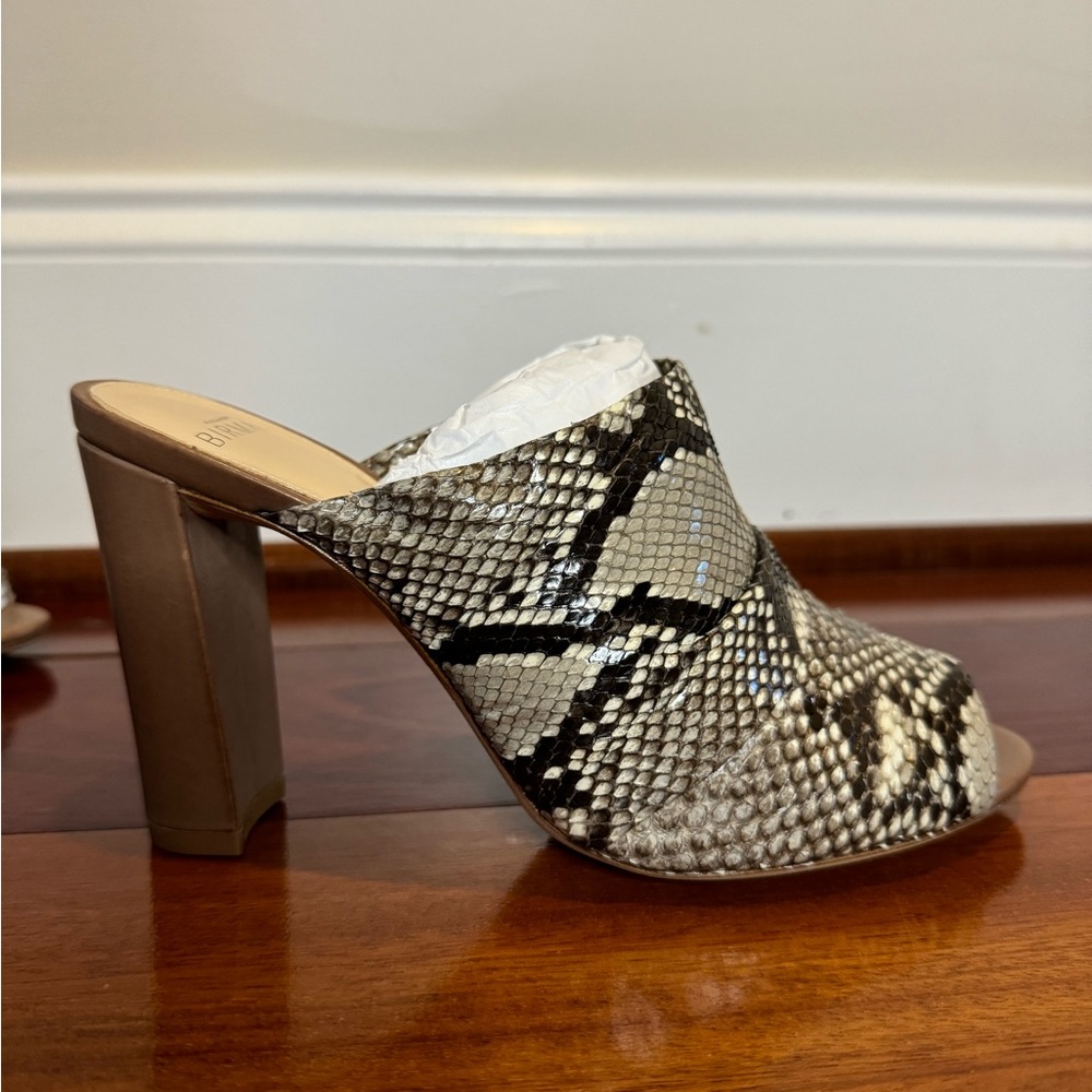 Nwot Alexandre Birman Python Mule Block Heel Sand… - image 3